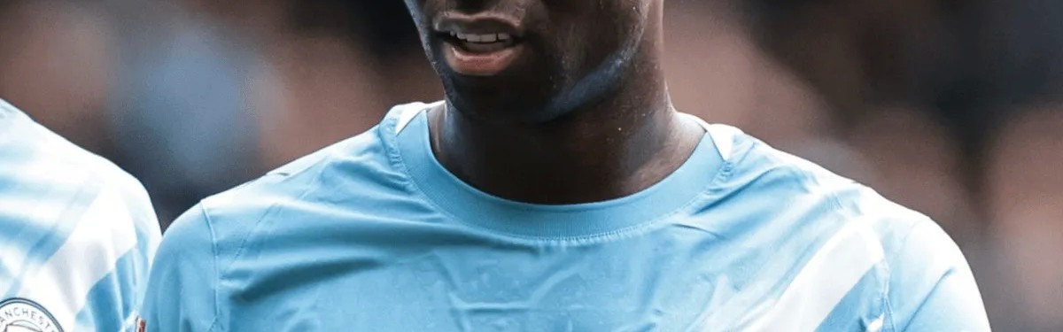 v体育-格伊本场传球、对抗以及抢断等数据均为曼城球员里最多