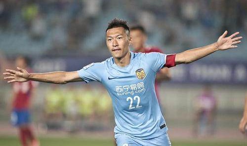 v站-吴曦：回到足球梦开始的地方 尽全力为球队创佳绩